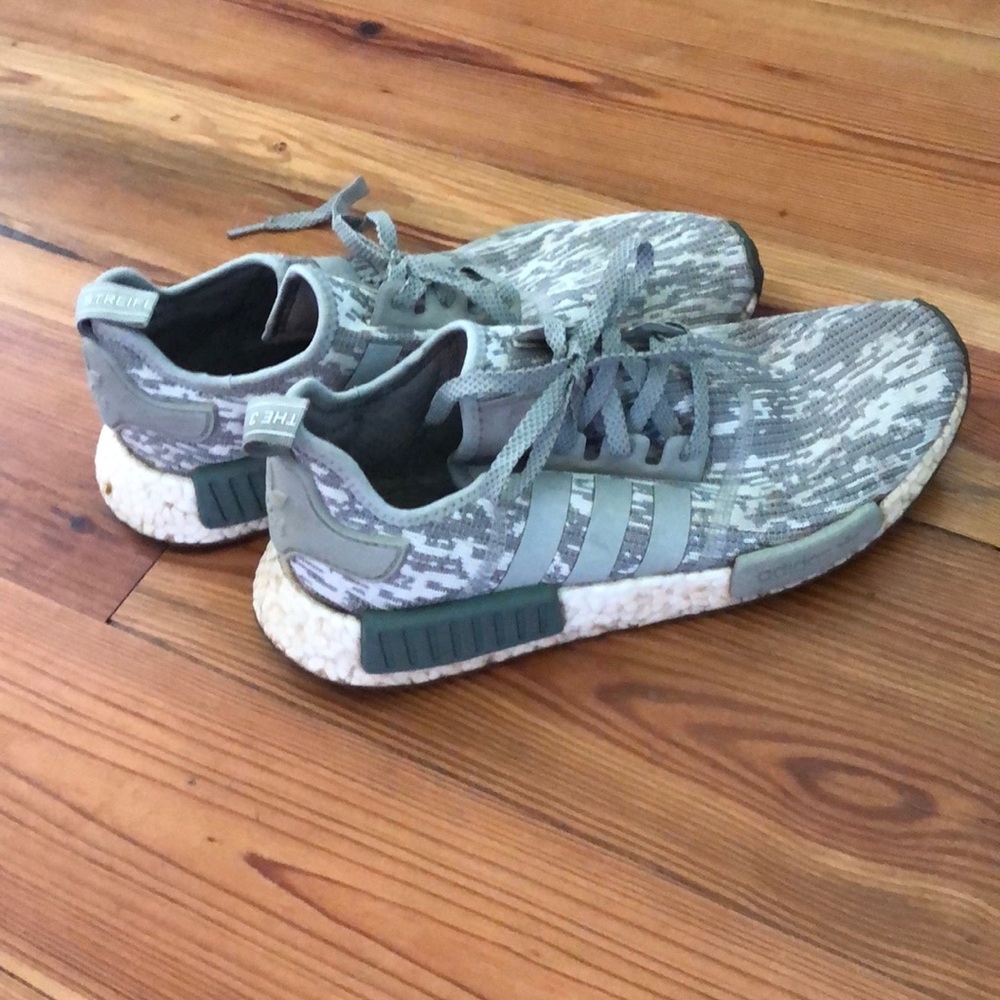 Men’s Adidas Tennis Shoes